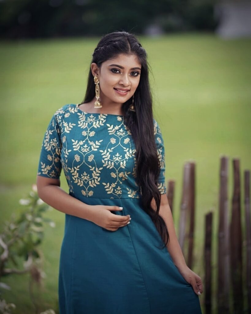 Ammu Abhirami Body Size