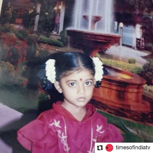 Gomathi Priya Childhood Pic