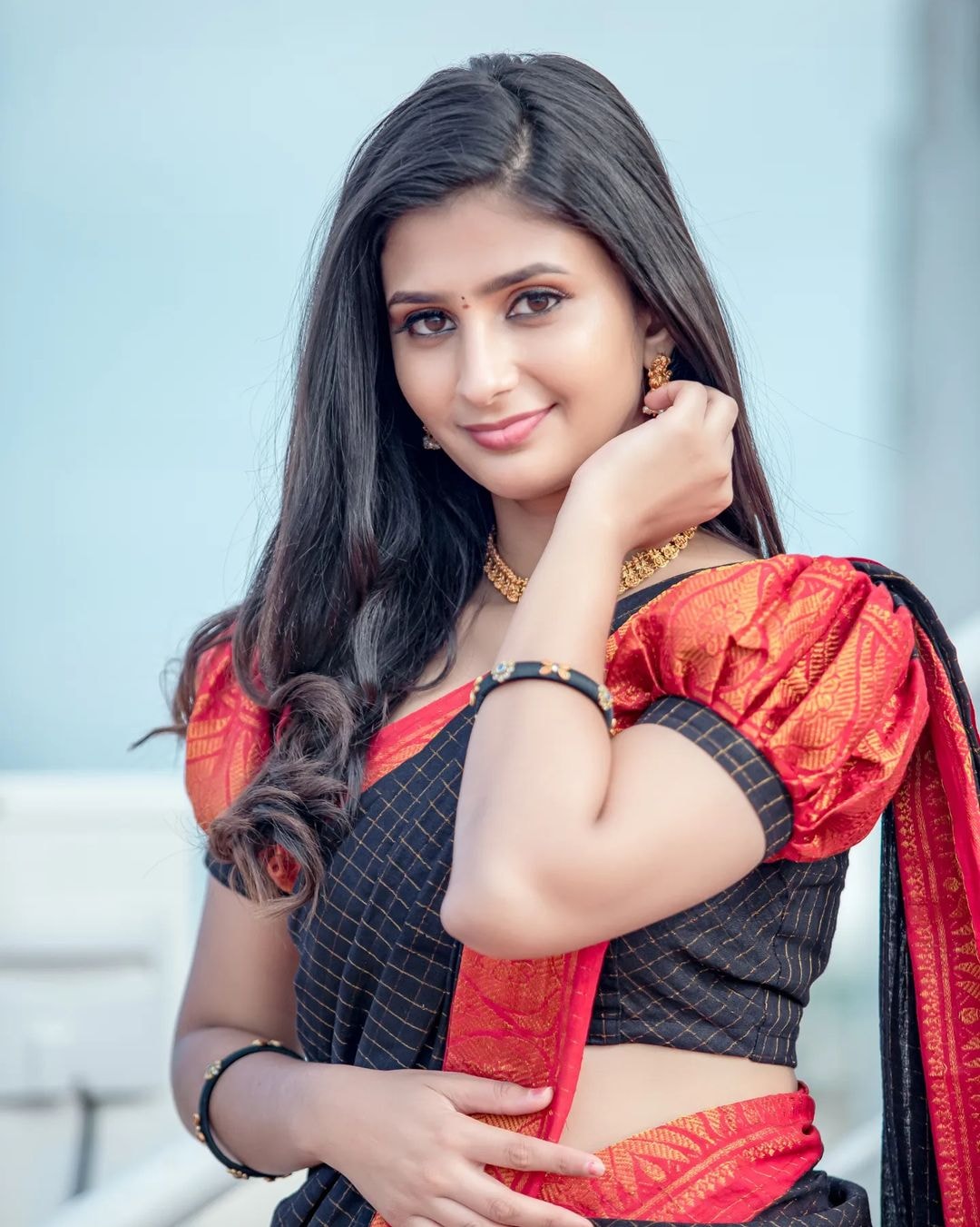 Vaishu Sundar (Actress) Wiki, Biography, Age, Family, Serial - Cinesettai